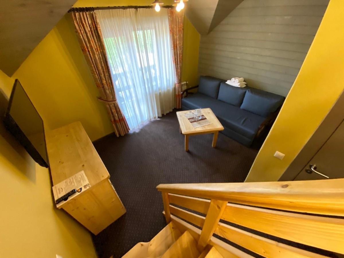 בוקובל Hotel Monysto מראה חיצוני תמונה