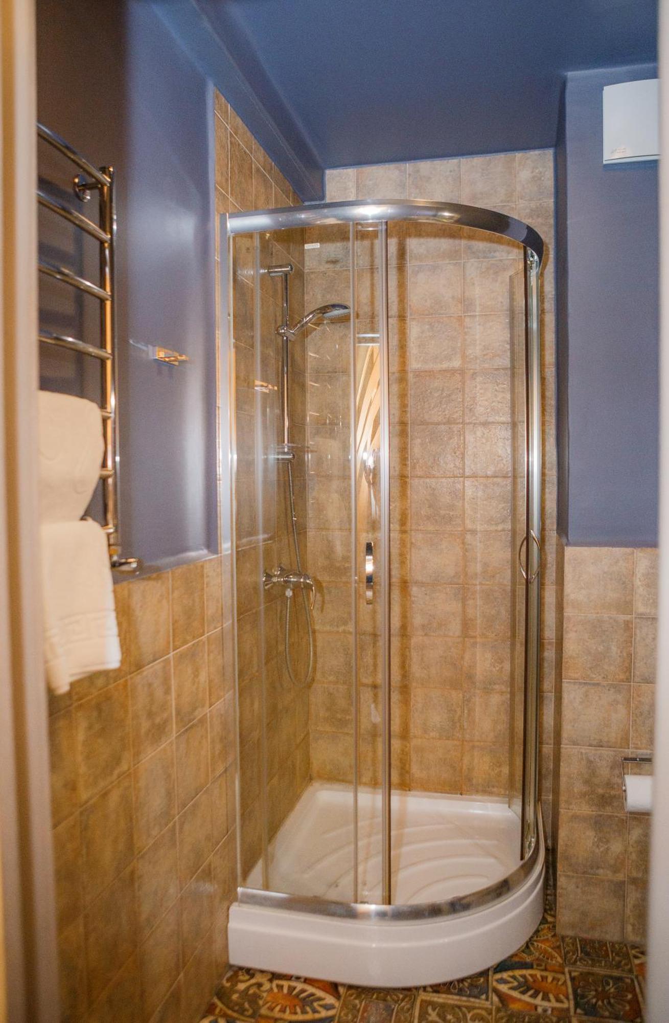 בוקובל Hotel Monysto מראה חיצוני תמונה