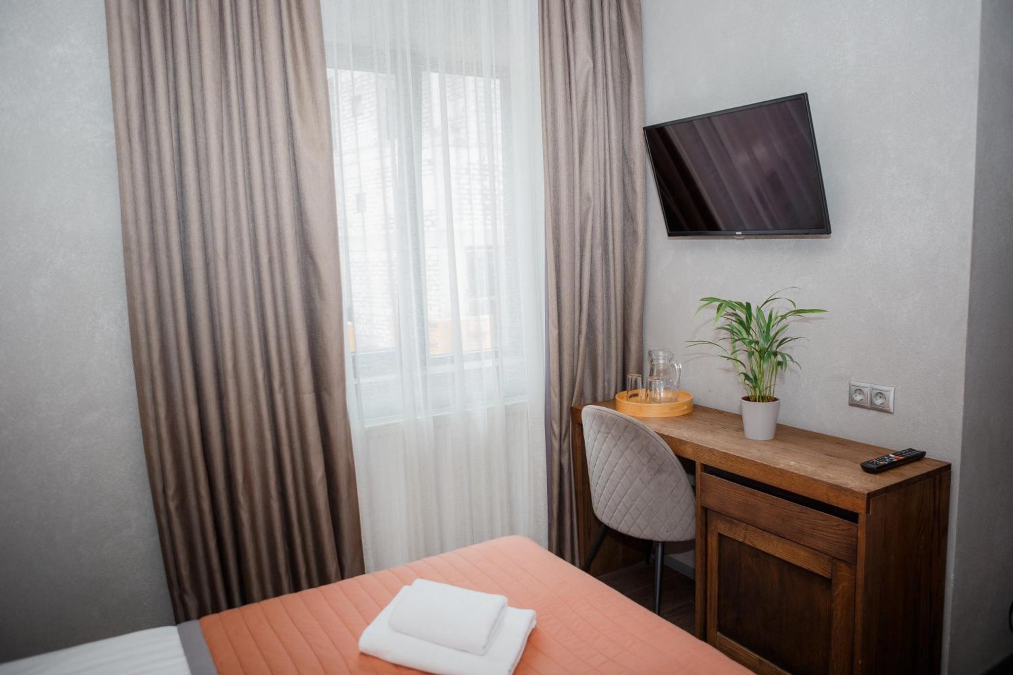 בוקובל Hotel Monysto מראה חיצוני תמונה
